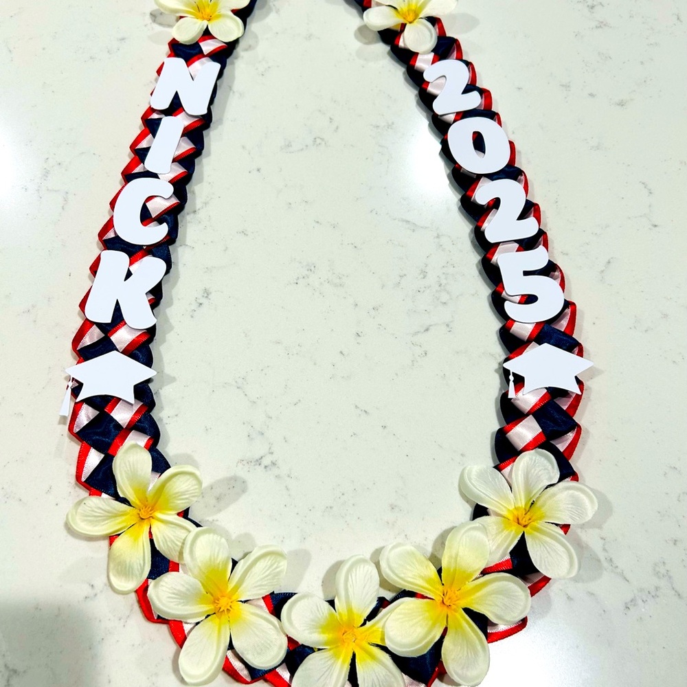 Custom/Personalized Graduation Lei, BIrthday/Special Occasion Lei